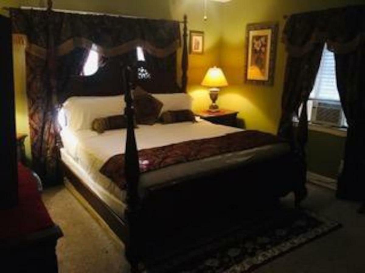 Best Deal In Town! Entire 1 Bedroom Apartment 59 Montgomery Exterior foto